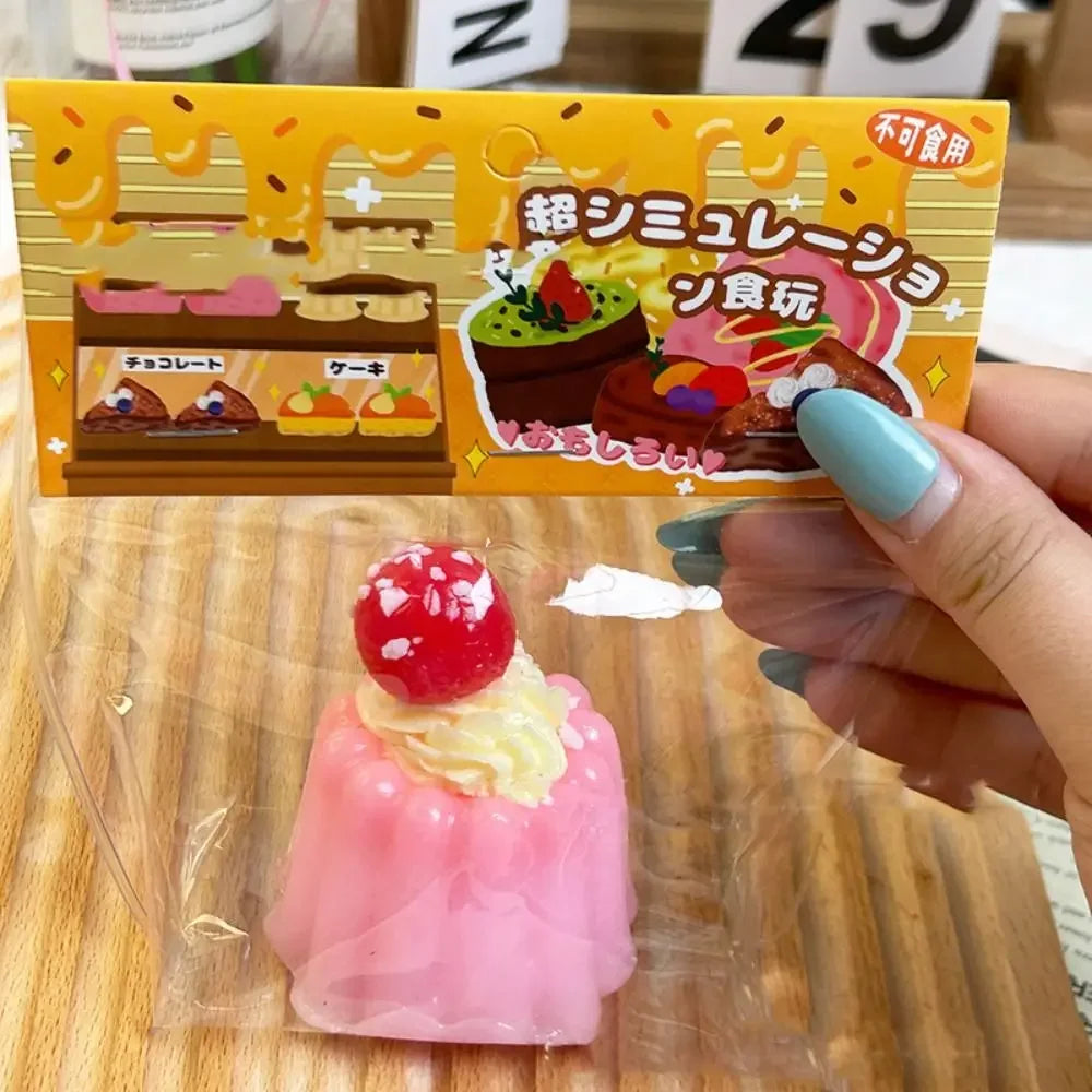Anti-stress Slow Rising Squeeze Toy Soft Tpr Slow Rebound Toy Simulation Toast Cake Shape Stress Relief Toy Party Prank Props